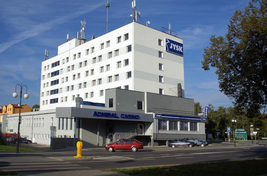 Hotel Kamena Chełm Екстериор снимка