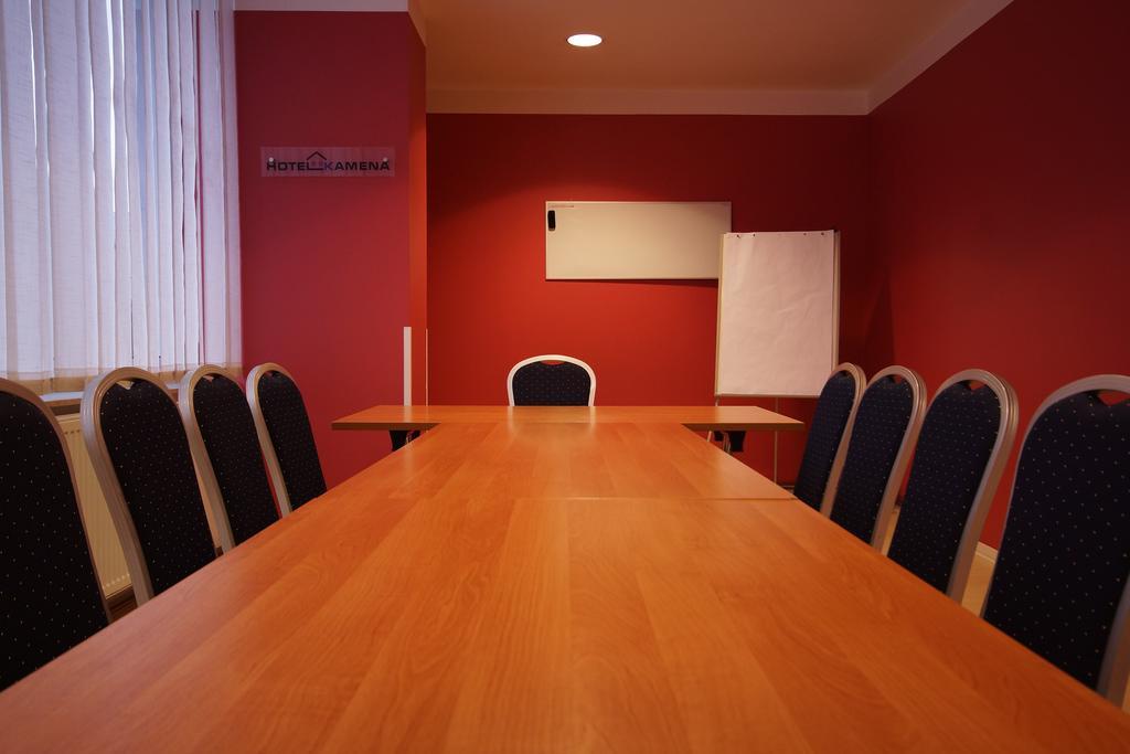 Hotel Kamena Chełm Екстериор снимка