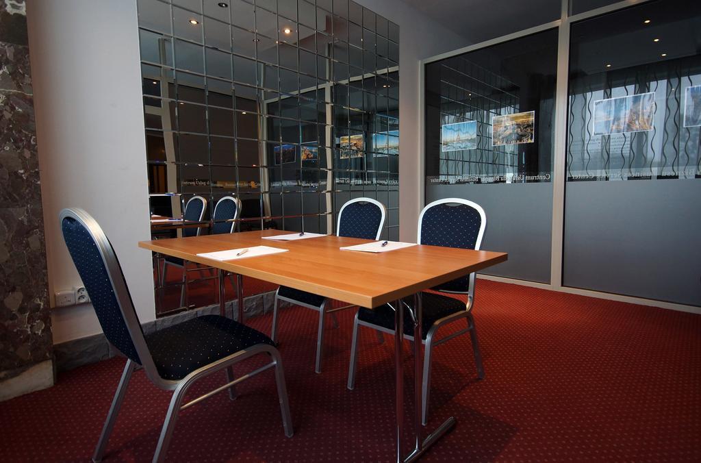 Hotel Kamena Chełm Екстериор снимка
